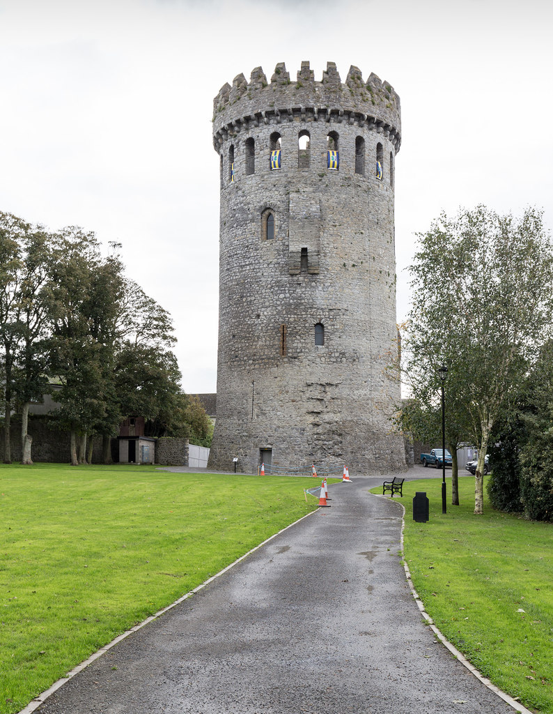 nenagh castle